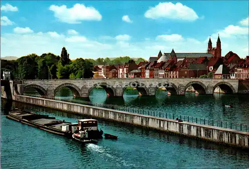 [Echtfotokarte farbig] Maastricht. 