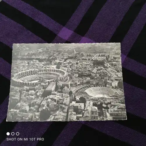 [Echtfotokarte schwarz/weiß] En Provence - Arles. 