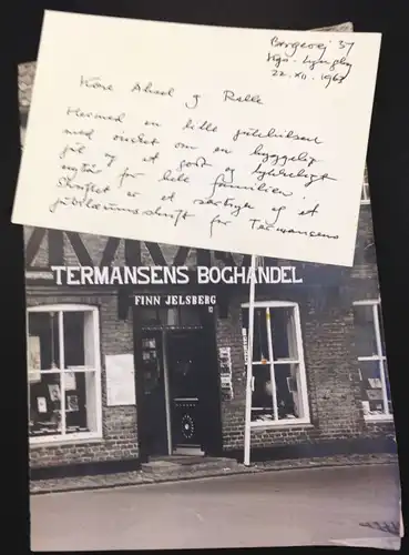 Engquist, Hans Henrik: Termansens Boghandel. Finn Jelsberg. Sønderportsgade 17, Ribe. Beilage: Eigenhändige beidseitig beschriebene Grußkarte des Autors, datiert 22.XII.1963. 