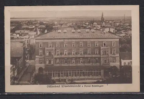 [Echtfotokarte schwarz/weiß] Ostseebad Warnemünde + Hotel Berringer. 