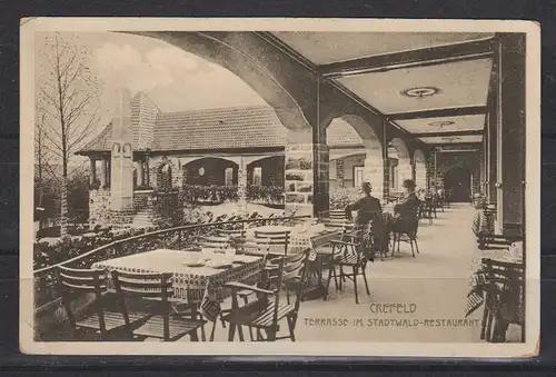 [Echtfotokarte schwarz/weiß] CREFELD Terrasse im Stadtwald-Restaurant / F.E.D 13467 Phot.ges.gesch.1912. 