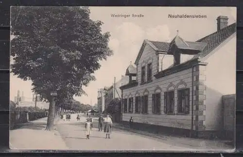 [Echtfotokarte schwarz/weiß] Neuhaldensleben Wedringer Straße. 