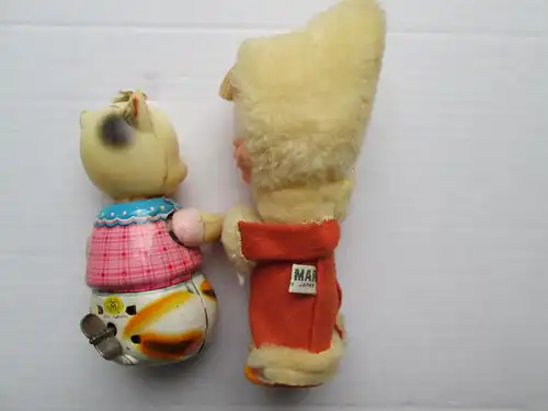 2 Japan Spielzeuge Puppe von Karmar ca.16 cm und Blechkatze