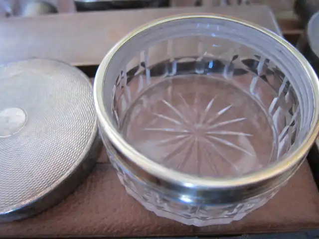 Solingen K Pfeil Reise Damen / Herren Beautykoffer, Silber 800 Kristallglas geschliffen Lederkoffer um 1927 9