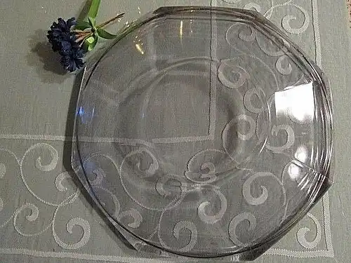 Flache Glas Tortenplatte Schale/Teller/Platte 8'eck Amethystviolett 30 cm 20.Jhd