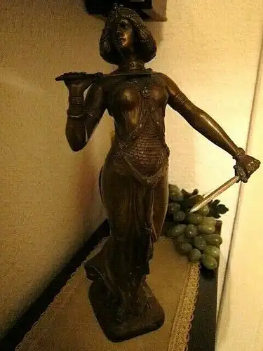 Original JAEGER Broncestatue "Salome" SIGNIERT, Berlin Jugendstil, um 1900 ³