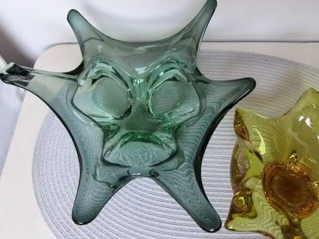 SZKLO CZECH 1 Schale BLATT Grün  