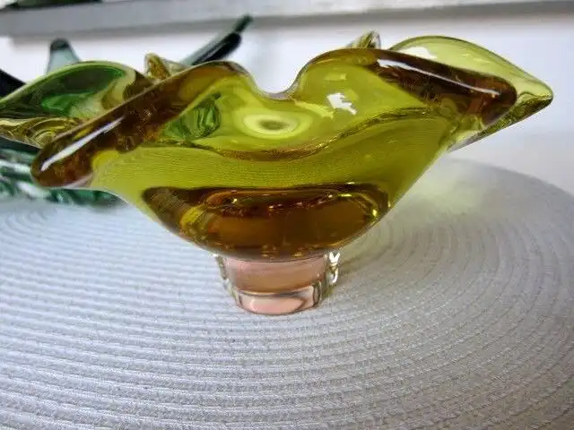 SZKLO CZECH 1 Schale BLATT Grün  