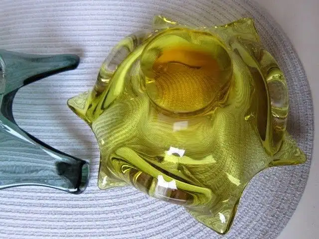 SZKLO CZECH 1 Schale Blume Gelb 