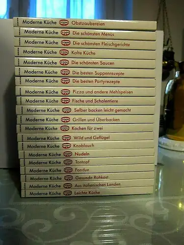 Dr. Oetker " Moderne Küche " 20 x Kochbuch a' 160 Seiten = 3200 Seiten !!!