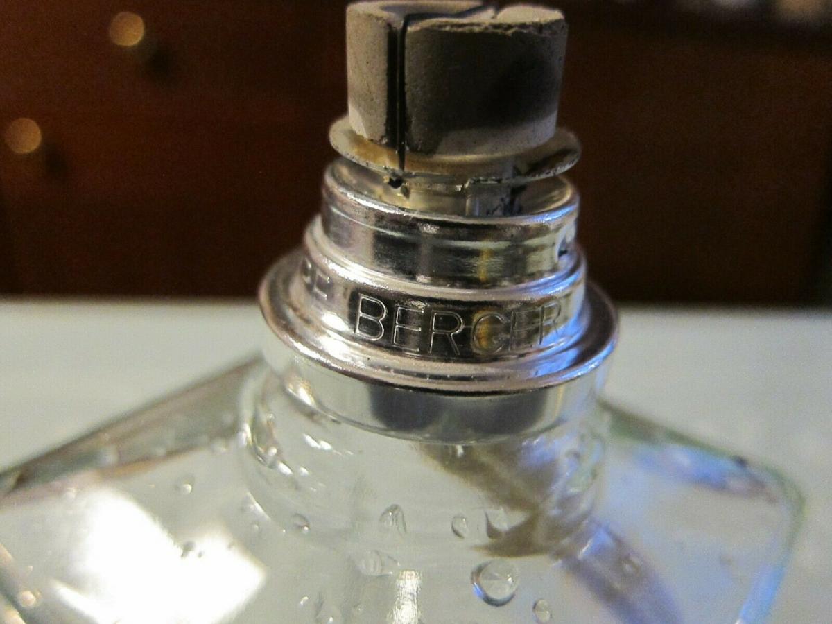 LAMPE BERGER Duftlampe Flacon " essentielle carree "  klar Silber 