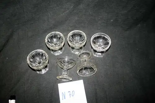(N70) 6 Pressglas-Schalen