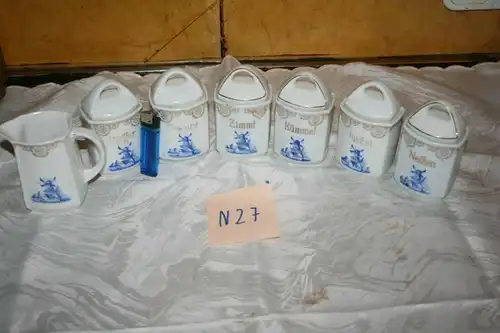 (N27) Gewürzbehälter Mühle