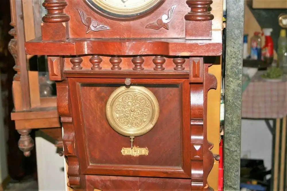 (X8) Freischwinger 3