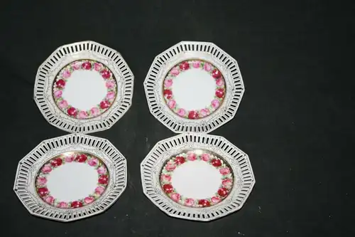 (D2) 4 Dessertteller-Rosendekor