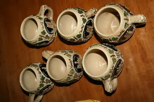 6 Keramik-Becher ca.1900
