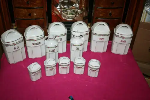 13 Vorratsbehälter,ca.1900