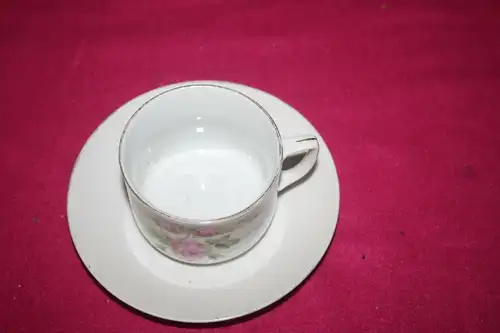 (19)  Tasse-Rosendekor