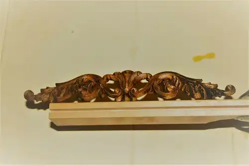Schnitzteil ,Aufsatz,Kopfteil,(S2)