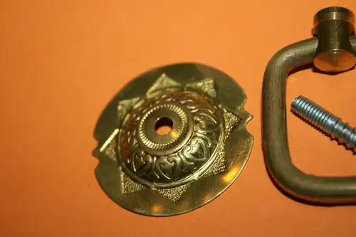 (M63)  Möbel-Beschlag