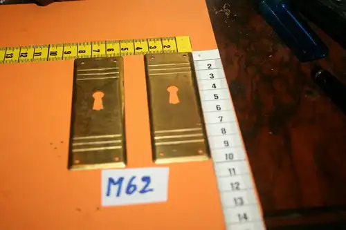 (M62) 2x Möbel-Beschlag,