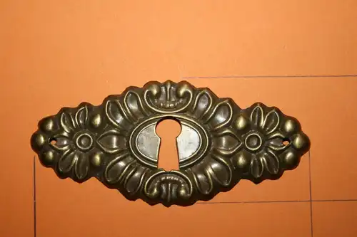 (M6)  Beschlag-Messing