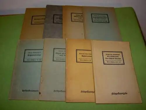 Konvolut von 16 Bänden Feldpostausgaben der Insel-Bücherei. 
