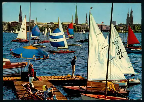 AK    Hamburg : Außenalster mit Stadtpanorama ..... [ D394 ]