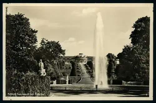 AK   Potsdam - Schloß Sanssouci mit Fontaine ..... [ D651 ]