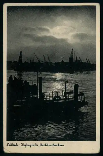 AK    Lübeck : Hafenpartie , Nachtaufnahme ..... [ D716 ]