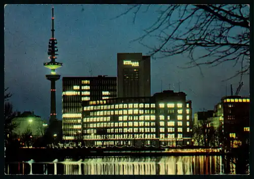 AK    Hamburg : Blick über die Außenalster zum Hotel Plaza + Fernsehturm ..... [ D915 ]