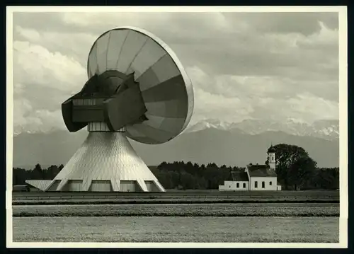 AK   Erdefunkstelle der Deutschen Bundespost - Raisting / Obb ..... [ D994 ]