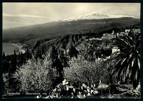 AK   Taormina - Panorama con l'Eting ..... [ H111 ]