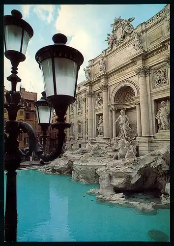 AK   Rom / Roma - Fontana di Trevi / Der Trevi Springbrunnen ..... [ H363 ]