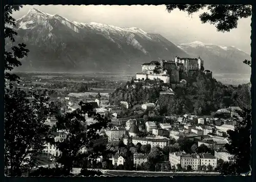 AK    Salzburg mit dem Untersberg ..... [ H522 ]