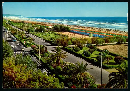 AK    Forte dei Marmi - Lungomare e spiaggia ..... [ H682 ]