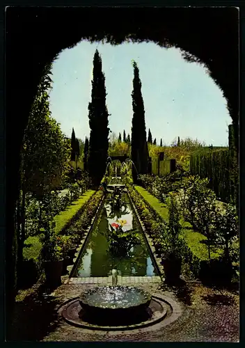 AK    Granada - Jardines bajos del Generalife ..... [ H885 ]