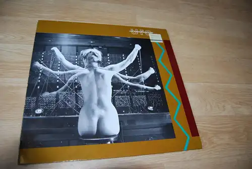  LP UFO Making contact 1983 Made in Germany  Chrysalis 205296   