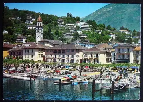 Piazza Motta, Ascona - Hotel Battello und Carcani - Autos - AK, 1970