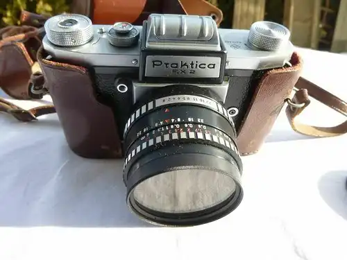 Praktica FX2 Kamera Meyer Optik 2,8/29 Objektiv Fotoapparat + Etui Hülle + Extra