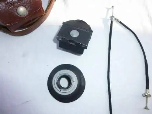 Praktica FX2 Kamera Meyer Optik 2,8/29 Objektiv Fotoapparat + Etui Hülle + Stativ