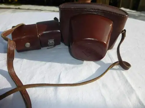 Praktica FX2 Kamera Meyer Optik 2,8/29 Objektiv Fotoapparat + Etui Hülle + Stativ