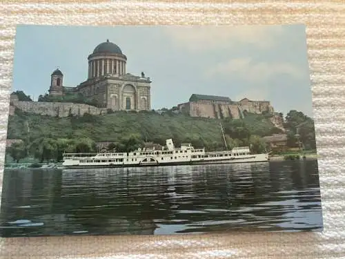 [Echtfotokarte farbig] Esztergom. Latkep a Főszékesegyházzal (XI. - XIX. sz.),
Ansicht mit Kathedrale (XI. - XIX. Jh.),
View withe the Cathedral. 