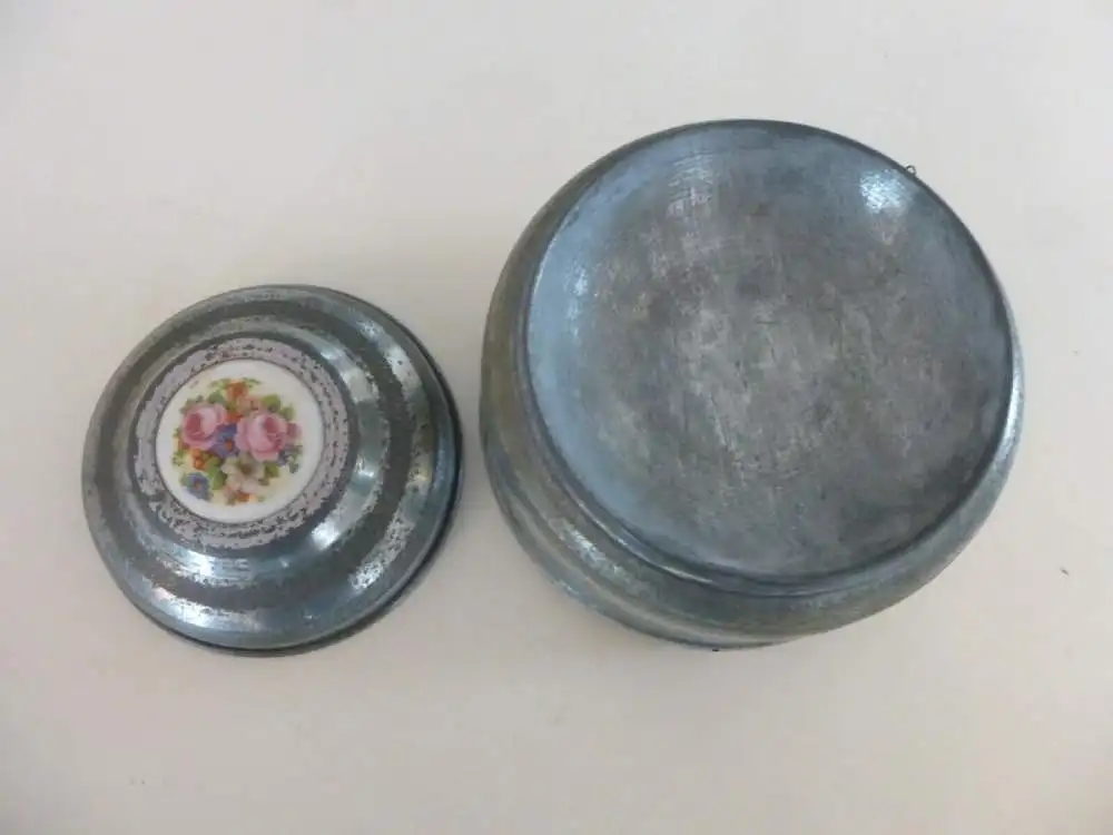 Antike Spieluhr & Puderdose Blech vermutlich Schweiz um 1900 - Vintage 3