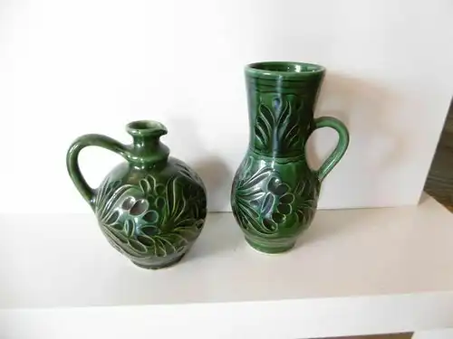 Vase Deko 2 tlg. Set aus Keramik Grün Rund und Länglich Handarbeit Volkskunst