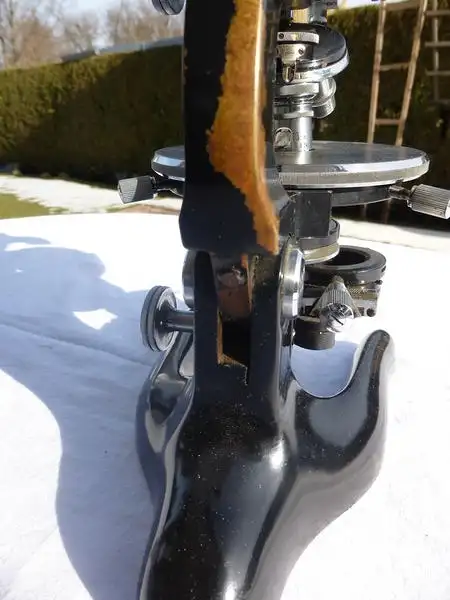 antikes Mikroskop W.&H. Seibert Wetzlar im Holzkasten mit Objektiv Ernst Leitz Wetzlar Peripla 5