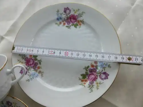 Sammeltasse Freiberger Porzellan 3 tlg. Gedeck Blütenmuster Goldrand 