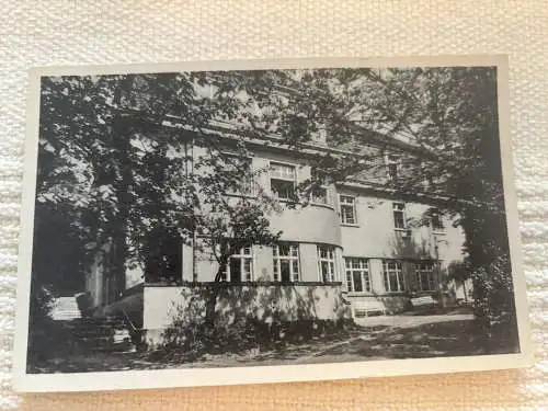 [Echtfotokarte schwarz/weiß] Bad Gottleuba, Sanatorium der SVA, Sachen (Haus F 6). 