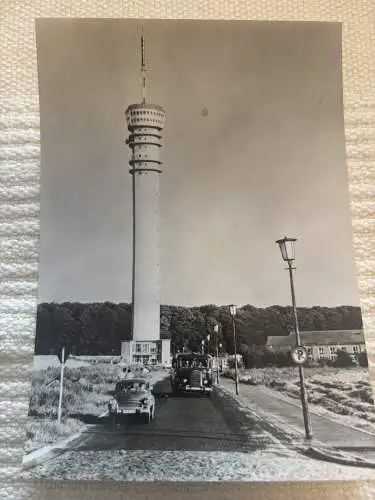 [Echtfotokarte schwarz/weiß] Schwerin-Zippendorf Fernsehturm. 