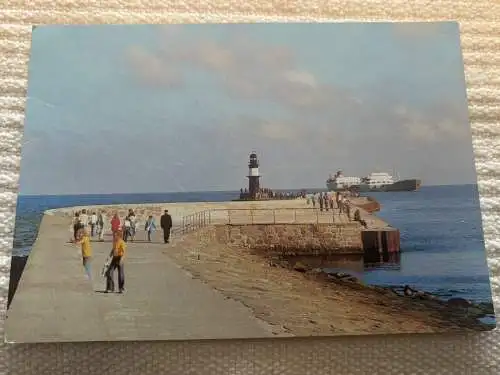 [Echtfotokarte farbig] Rostock-Warnemünde, An der Mole. 